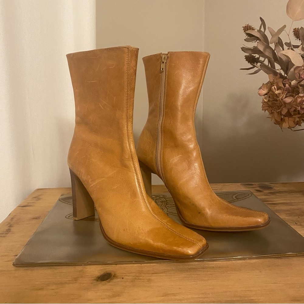 Steve Madden Jezelle Boots size 9.5